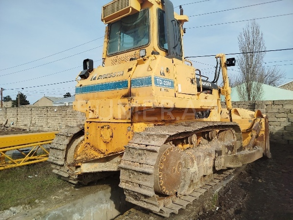 Digər, Buldozer, 2012, 3700 km