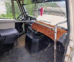 Mercedes 208 D 1995 Dizel 85 500000 km Mikroavtobuslar Mexanika