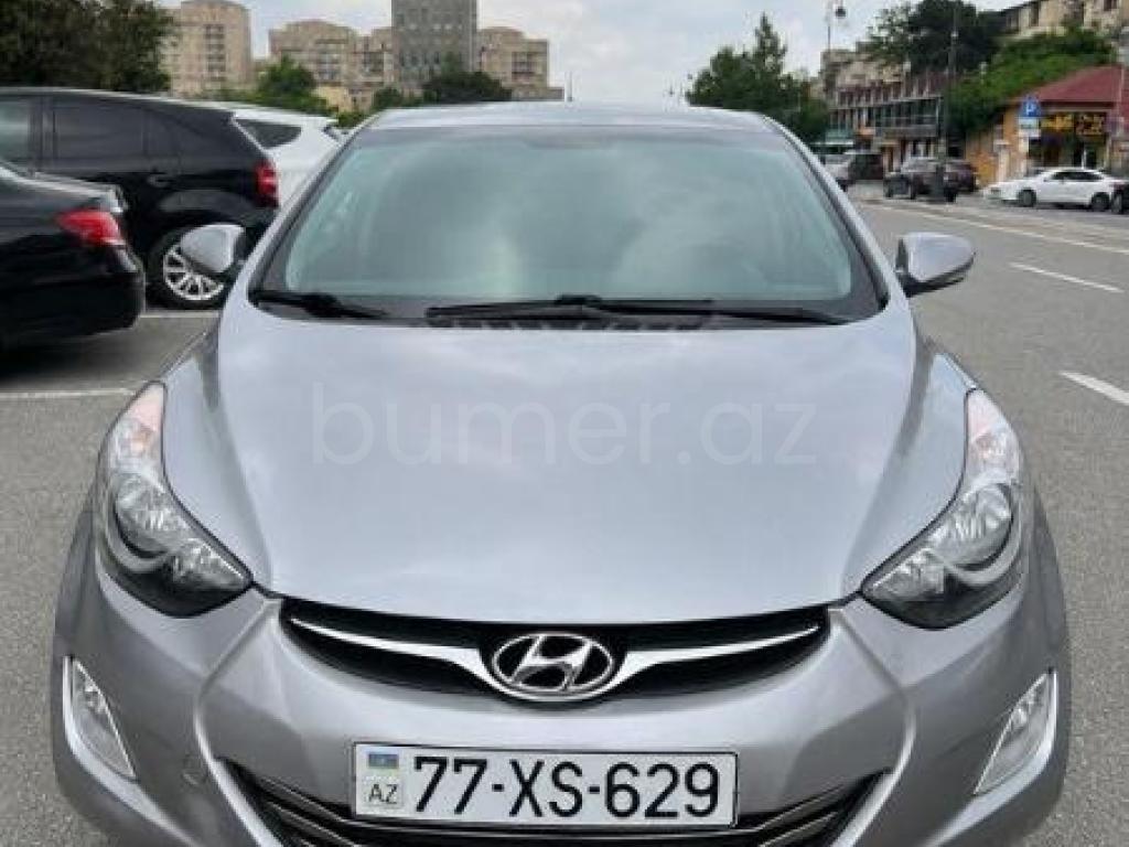 Hyundai Elantra 2013 Benzin 148 Sedan 156000 km Avtomat