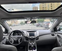 Hyundai Elantra 2013 Benzin 148 Sedan 156000 km Avtomat