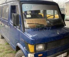 Mercedes 208 D 1992 Dizel 100 877000 km Mikroavtobuslar Mexanika