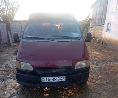 1998, 2.5L, 250000 km, Mexanika