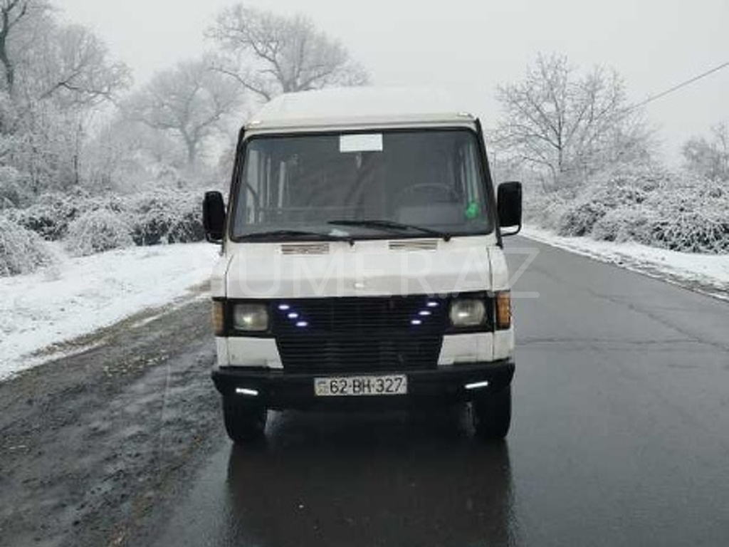 1991, 2.5L, 135000 km, Mexanika