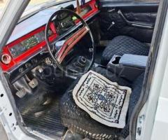 GAZ 24 1982 Benzin 85 Sedan 250000 km Mexanika