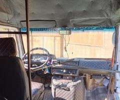 Mercedes 208 D 1992 Dizel 150 350000 km Mikroavtobuslar Mexanika