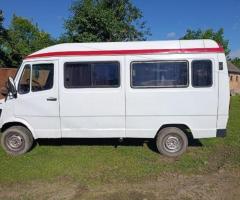 Mercedes 208 D 1992 Dizel 150 350000 km Mikroavtobuslar Mexanika