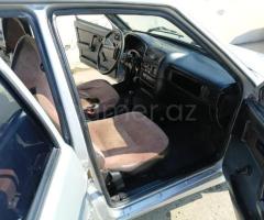 LADA (VAZ) 2115 1998 Benzin 82 Sedan 438888 km Mexanika