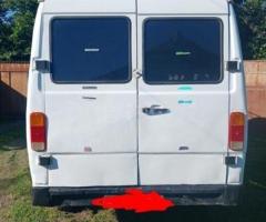Mercedes 208 D 1992 Dizel 82 300000 km Mikroavtobuslar Mexanika