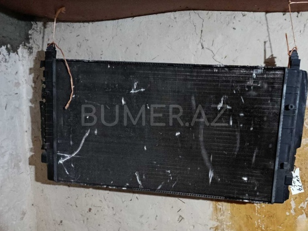 Ban-Kuza hissələr  Volkswagen, Volkswagen Transporter radiatoru