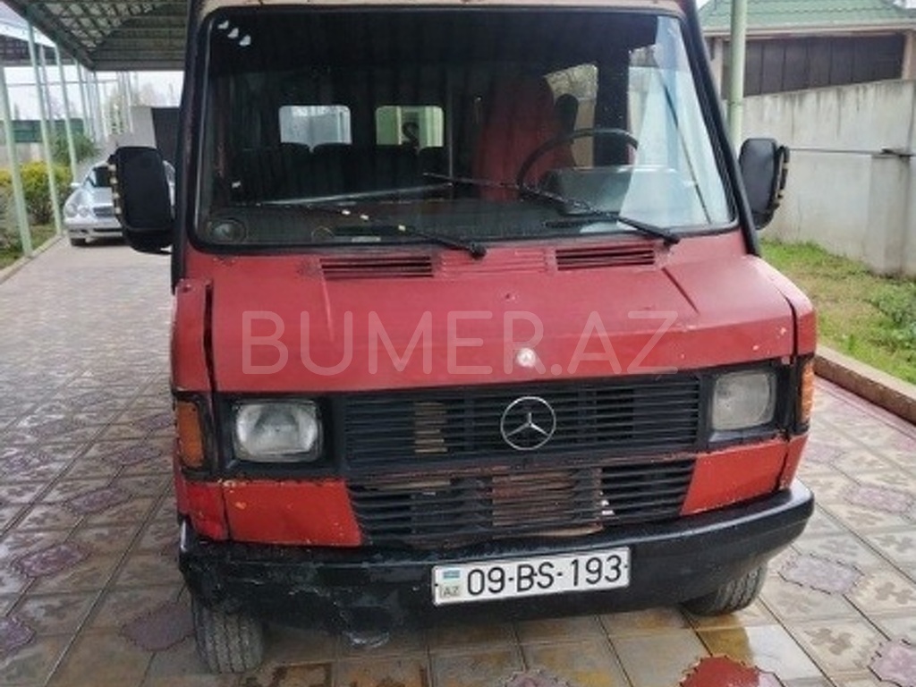 1990, 2.5L, 990000 km, Mexanika