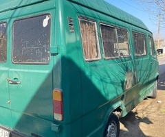 1992, 2.2L, 250000 km, Mexanika