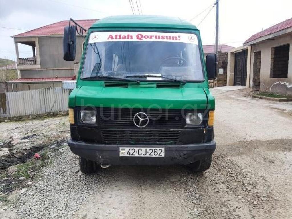 Mercedes 208 D 1992 Dizel 100 500000 km Mikroavtobuslar Mexanika