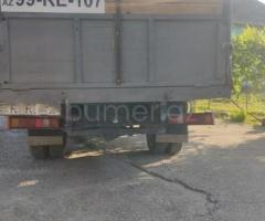 MARKALAR GAZ 33021 2001 Benzin 131 99584 km Mexanika