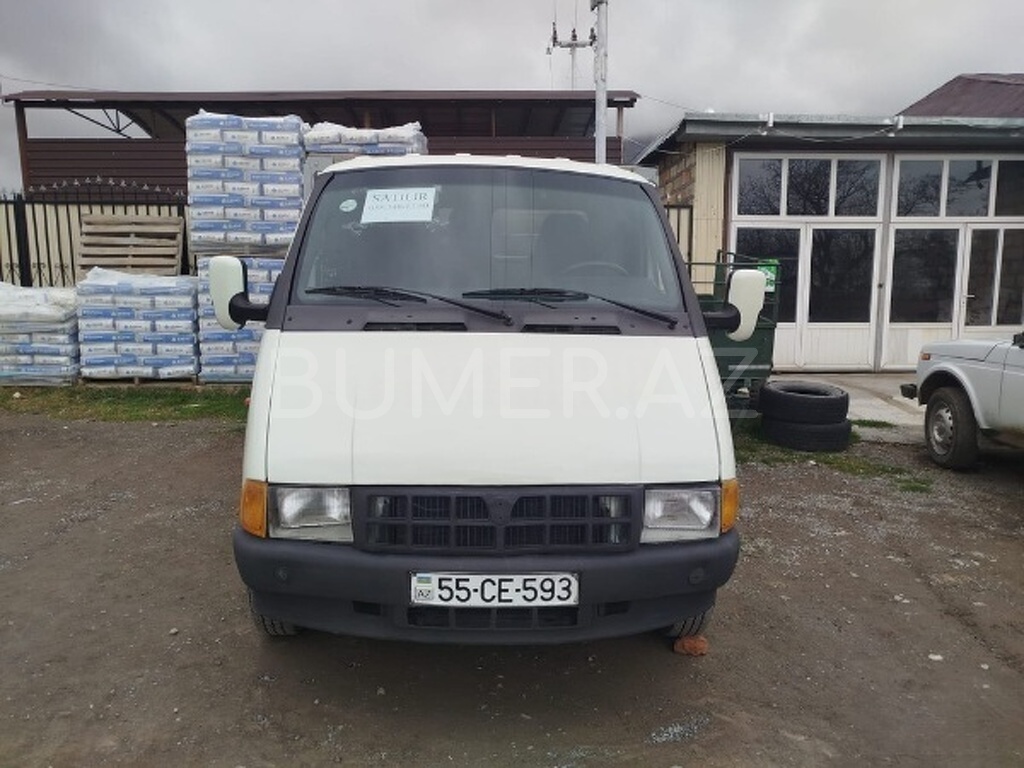 33021 , 2001, 2.5L, 150555 km, Mexanika