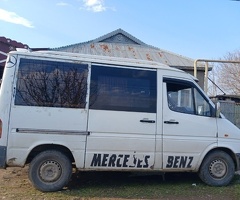 1998, 2.5L, 255000 km, Mexanika