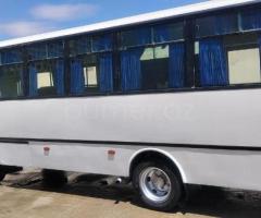 Isuzu NP 37 2009 Dizel 150 370000 km Avtobuslar Mexanika