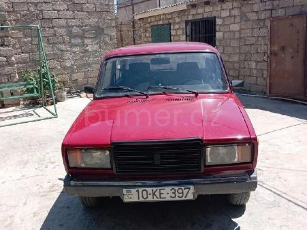 LADA (VAZ) 2107 1982 Benzin 72 Sedan 993124777 km Mexanika