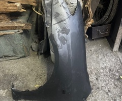 Ban-Kuza hissələr  Toyota, Toyota Corolla ön sağ qanadı