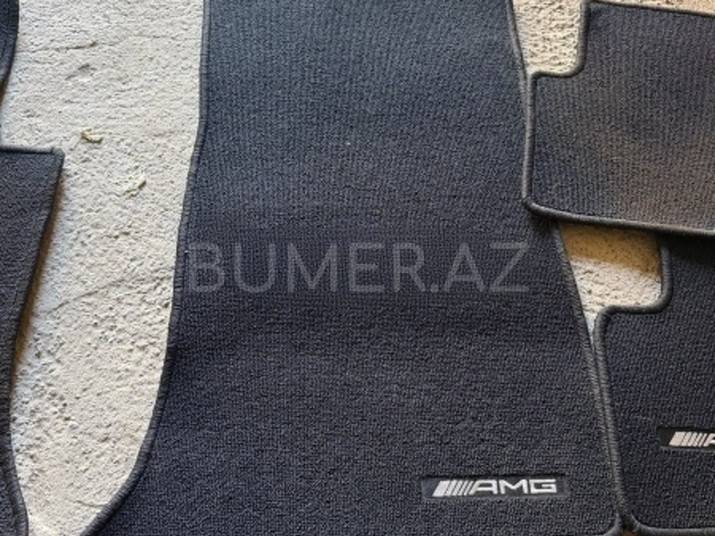 Aksesuarlar-Tüninq, "Mercedes W205" AMG ayaqaltısı