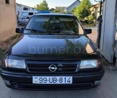 Opel Astra 1995 Benzin 101 Universal 245454 km Mexanika