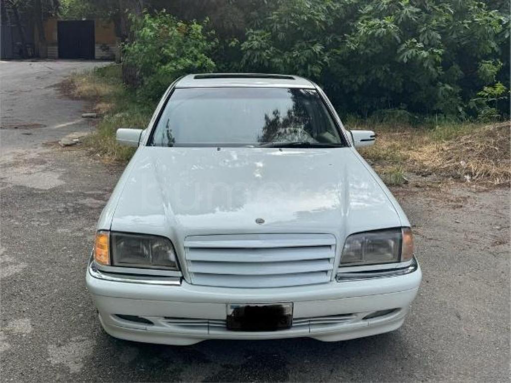 Mercedes C Class C 230 1999 Benzin 193 Sedan 254818 km Avtomat