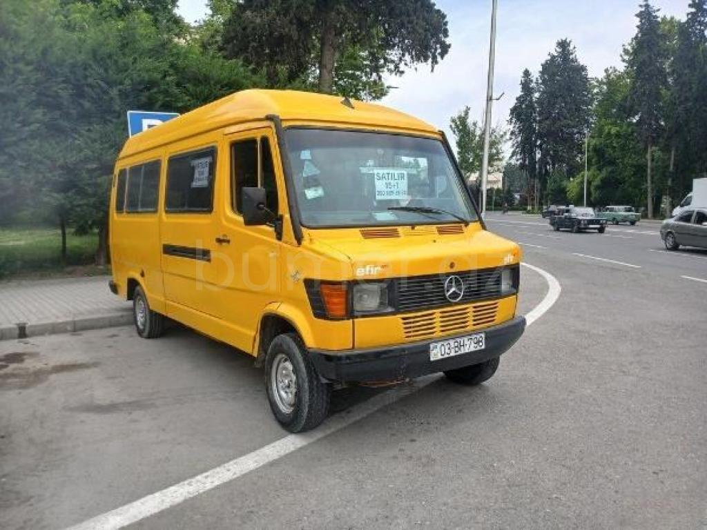 Mercedes 208 D 1991 Dizel 75 124313 km Mikroavtobuslar Mexanika