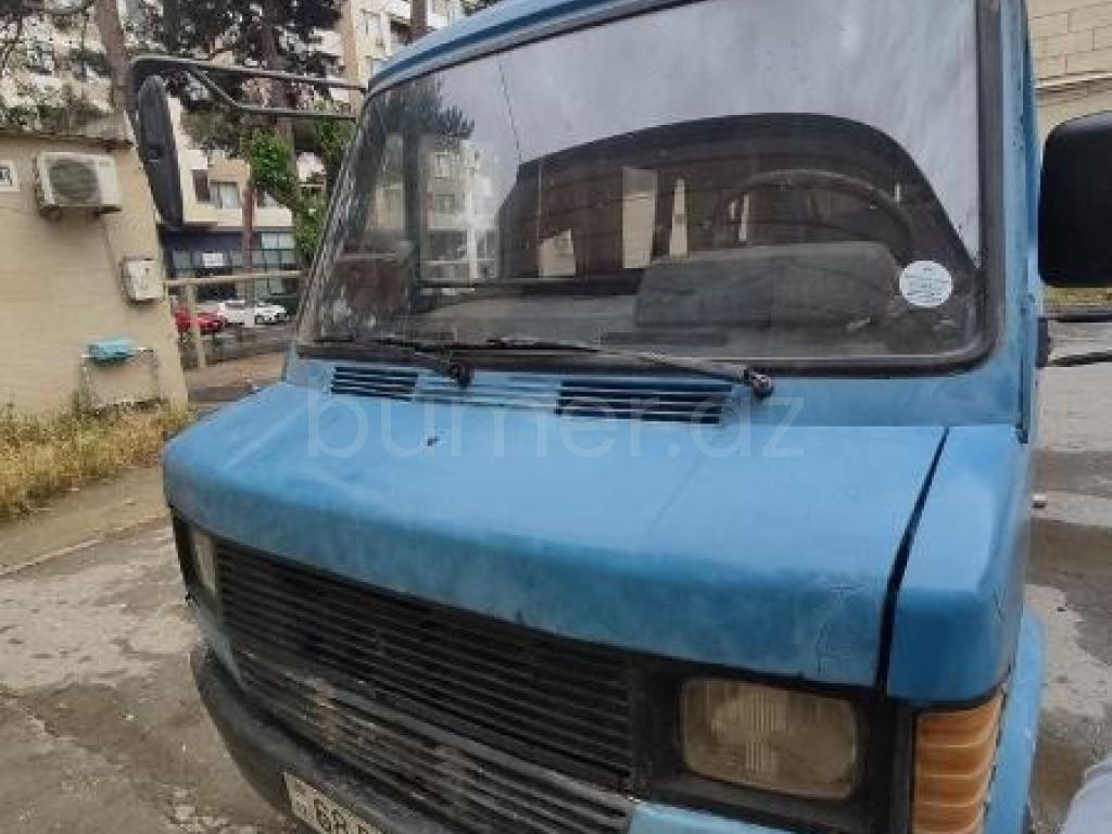 Mercedes 208 D 1991 Dizel 79 255725 km Mikroavtobuslar Mexanika