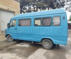 Mercedes 208 D 1991 Dizel 79 255725 km Mikroavtobuslar Mexanika