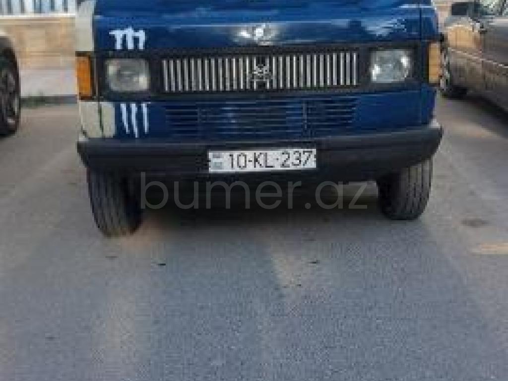 Mercedes 208 D 1994 Dizel 82 235123 km Mikroavtobuslar Mexanika