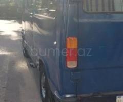 Mercedes 208 D 1994 Dizel 82 235123 km Mikroavtobuslar Mexanika
