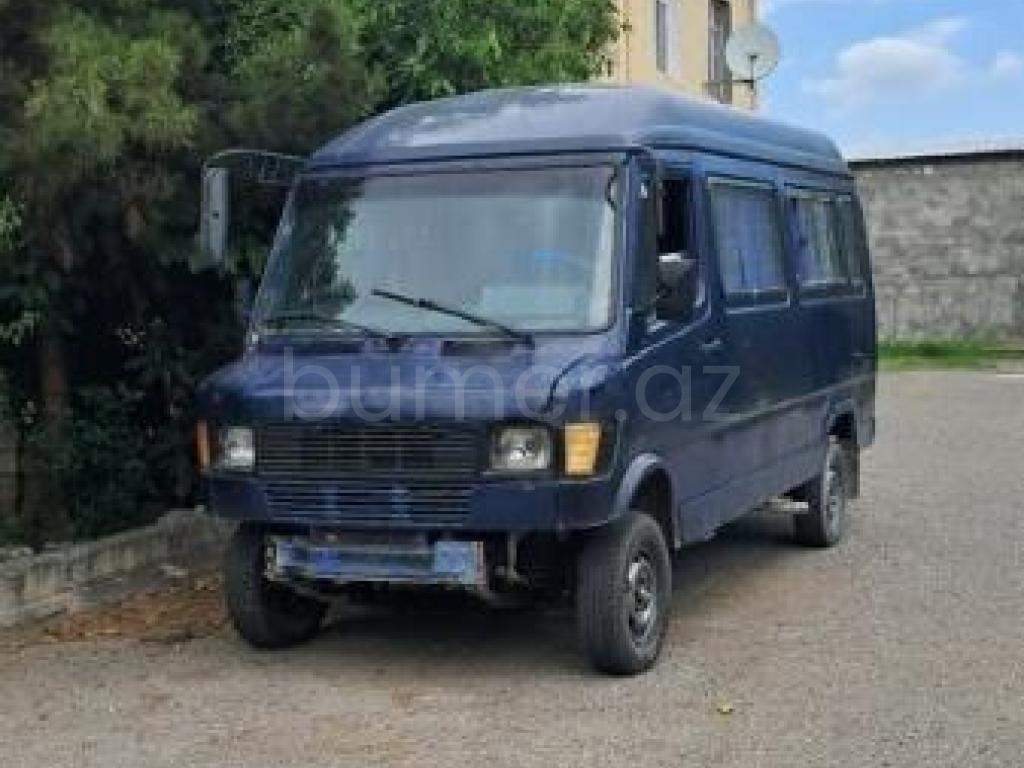 Mercedes 208 D 1992 Dizel 80 500000 km Mikroavtobuslar Mexanika