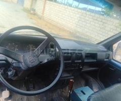 MARKALAR GAZ 33021 2001 Benzin 131 180000 km Mexanika