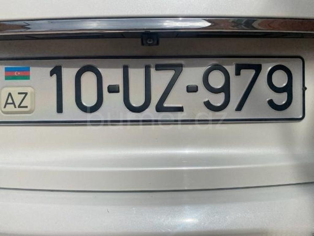 10-UZ-979