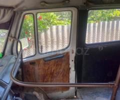 Mercedes 208 D 1993 Dizel 79 324790 km Mexanika