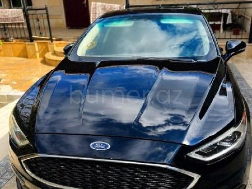 Ford Fusion 2017 Benzin 249 Sedan 130000 km Avtomat