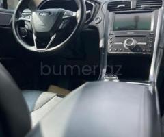 Ford Fusion 2017 Benzin 249 Sedan 130000 km Avtomat