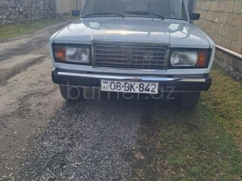 LADA (VAZ) 2107 2005 Benzin 75 Sedan 95000 km Mexanika