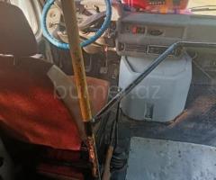 Mercedes 208 D 1994 Dizel 100 570000 km Mikroavtobuslar Mexanika