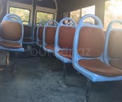 Mercedes 208 D 1994 Dizel 100 570000 km Mikroavtobuslar Mexanika
