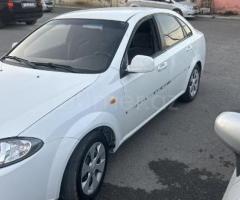 Daewo Gentra 2014 Benzin 107 Sedan 300000 km Mexanika