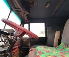 MARKALAR Kamaz 55111 1981 Dizel 191 516466 km Mexanika