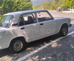 LADA (VAZ) 2107 2000 Benzin 75 Sedan 49500 km Mexanika