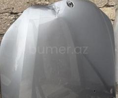 Ban-Kuza hissələr BMW