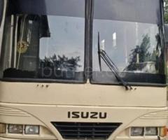 Isuzu MD 22 B 1998 Dizel 120 100000 km Avtobuslar Mexanika