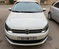 Volkswagen Polo 2015 Benzin 110 Hetçbek 221300 km Avtomat