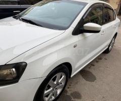 Volkswagen Polo 2015 Benzin 110 Hetçbek 221300 km Avtomat