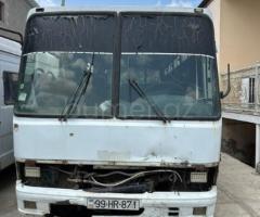 Isuzu Ecobus 2004 Dizel 150 232000 km Avtobuslar Mexanika