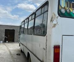 Isuzu Ecobus 2004 Dizel 150 232000 km Avtobuslar Mexanika