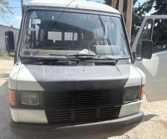 Mercedes 208 D 1994 Dizel 79 400000 km Mikroavtobuslar Mexanika