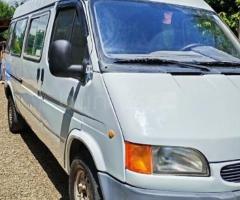 Ford Transit 2000 Dizel 76 215561 km Mikroavtobuslar Mexanika